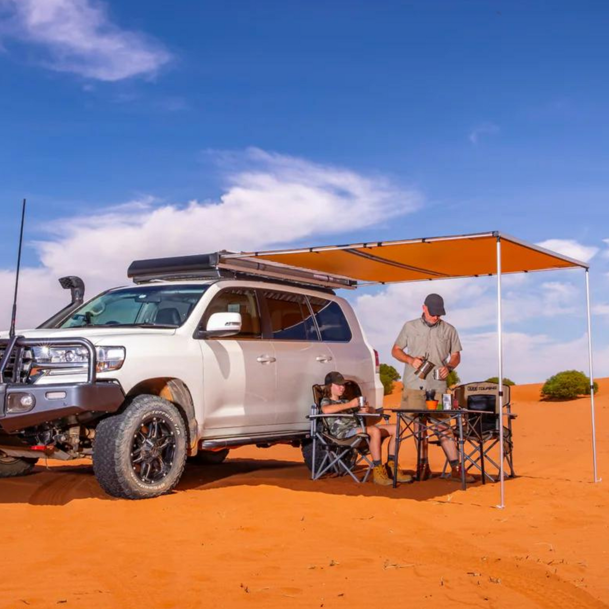 ARB オーニング　2500x2500 ARB Shade Awning 2500 x 2500 with LED Light Kit – Mule Expedition