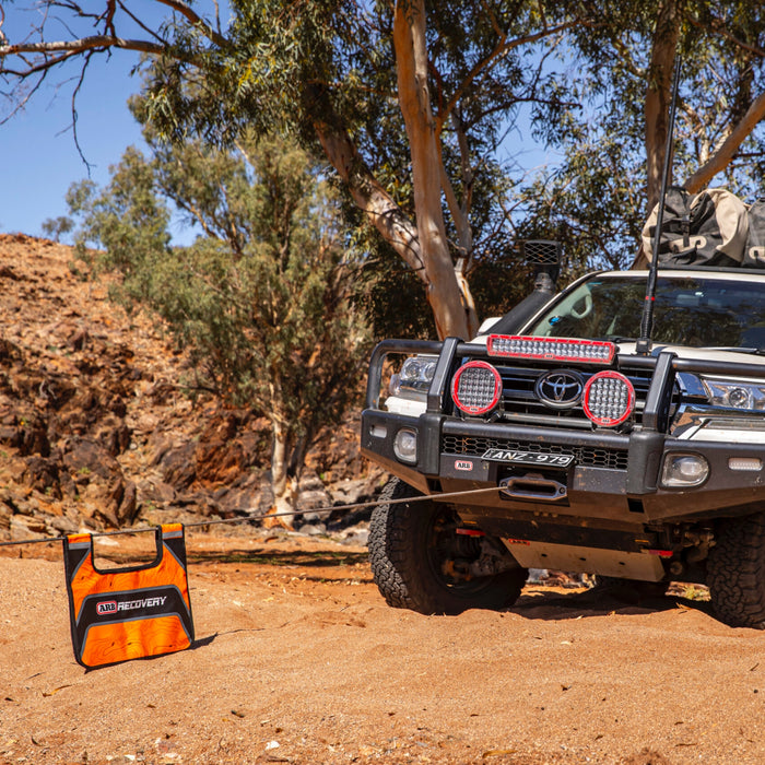 ARB RK9A Premium Recovery Kit for Any Offroad Adventure, The Most Complete  4x4 Recovery Equipment Bundled in a Full Color Box and Updated Recovery Bag